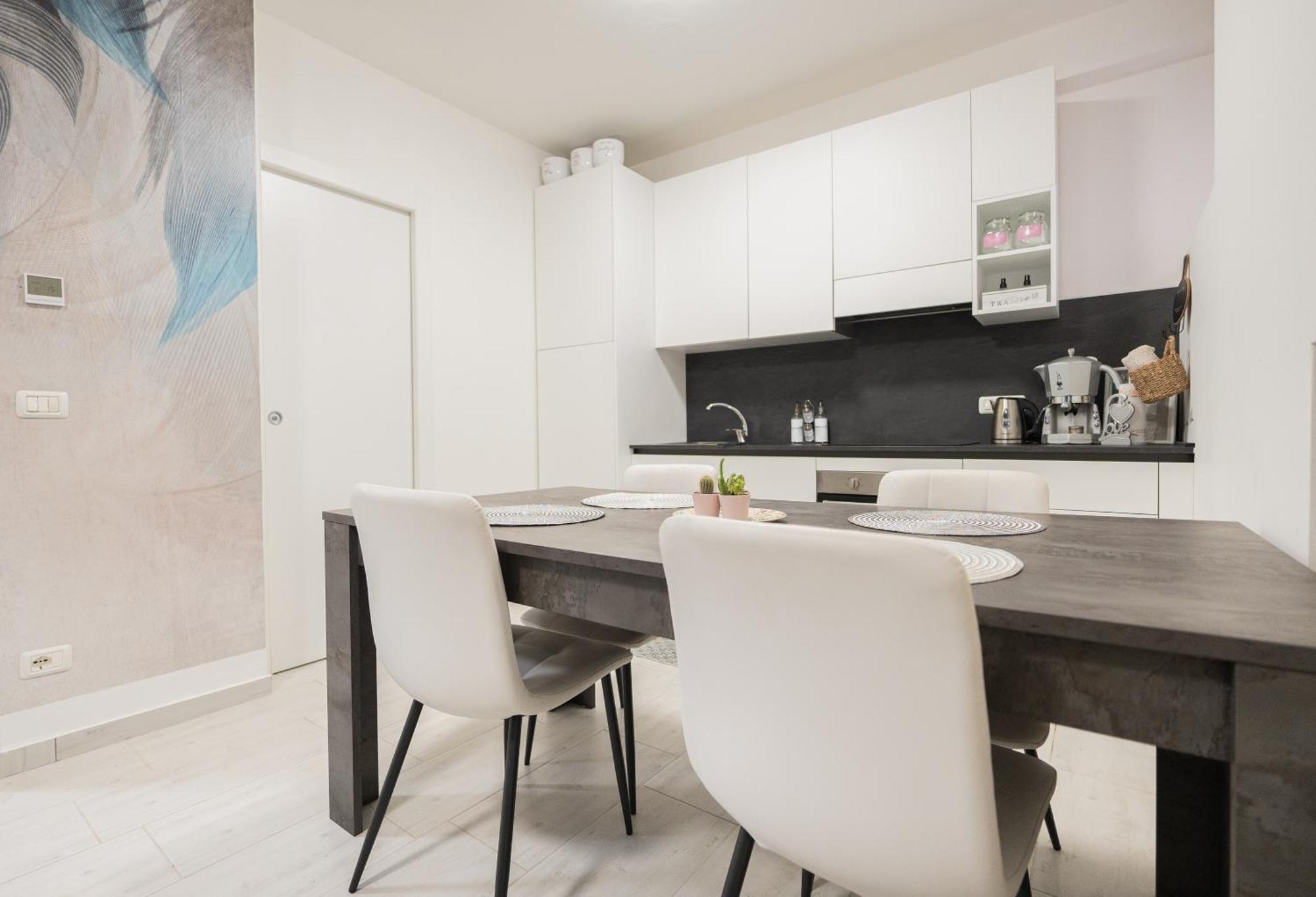 C-Apartment Lake Garda Salò Εξωτερικό φωτογραφία